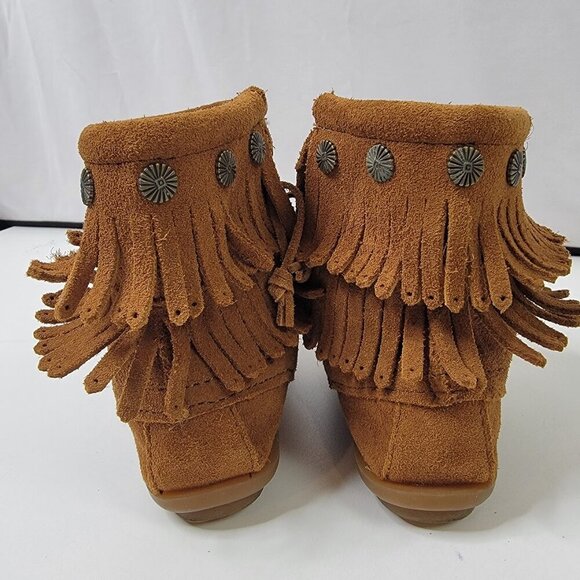 Minnetonka Fringe Moccasin Boots – Brown Suede | Size 7 | Very Good Condition - Picture 4 of 9